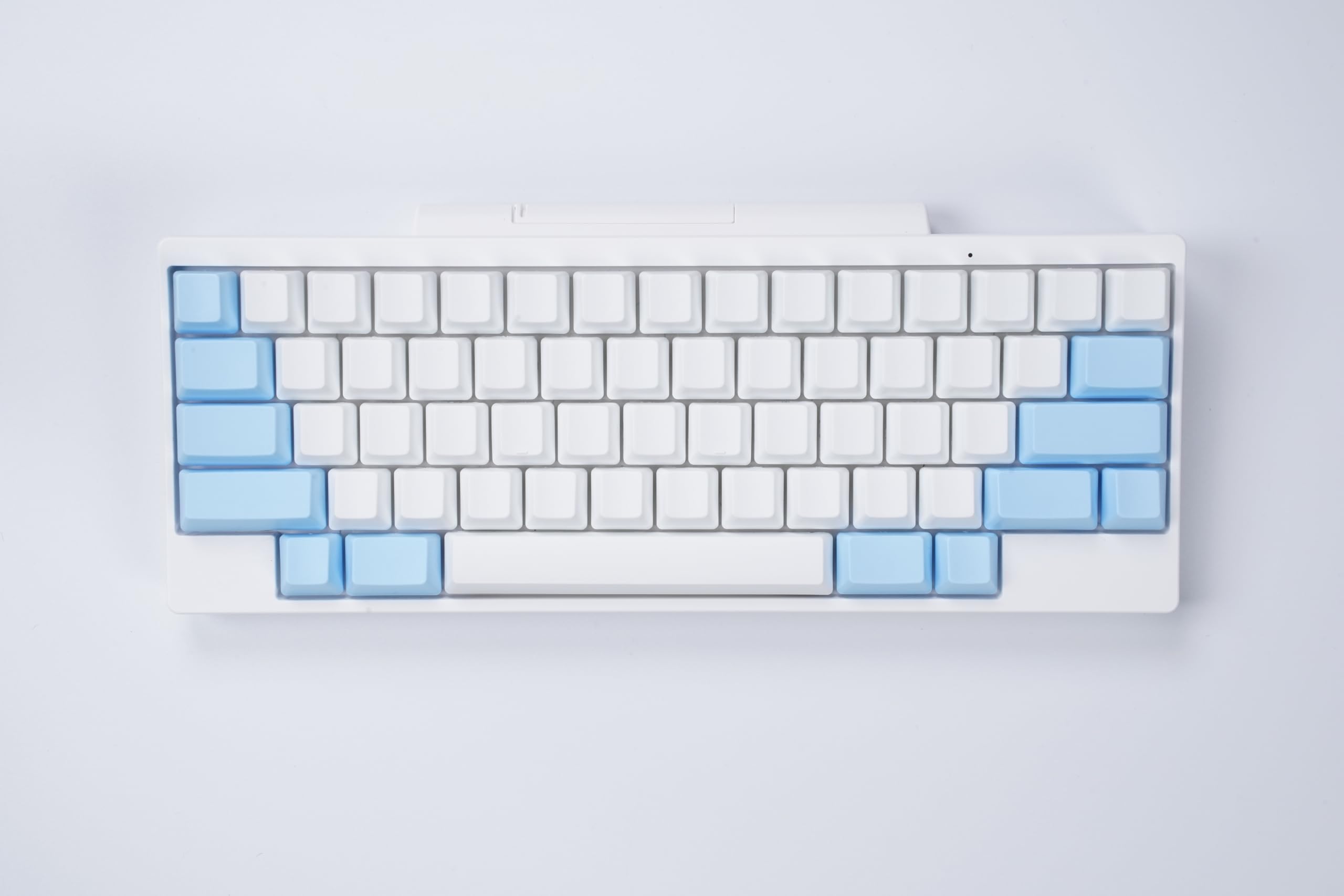【セット】HHKB ProとREALFORCE TKL PUF LE セット】HHKB ProとREALFORCE TKL PUF LE HHKBとREALFORCEならどっちが