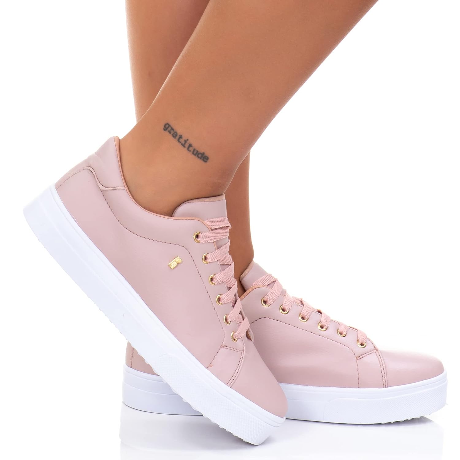 Tenis Feminino Casual Original Nude em promoção! Veja a oferta e mais achadinhos de Tênis 5 Hoje é o melhor dia para comprar Tenis Feminino Casual Original Nude com aquele preço maroto! Promoção! Aproveite a oferta! 5
