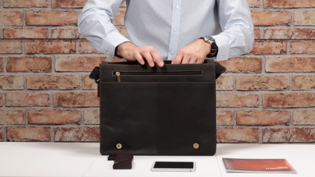 Visconti - Leather Shoulder Bag for Men - Extra Large Laptop Bag 15-16 inch - Work Bag Messenger Bag A4 Size - 16054 Harvard XL - Oil Tan Visconti - Leather Shoulder Bag for Men - Extra Large Laptop Bag 15-16 inch - Work Bag Messenger Bag A4 Size - 16054 Harvard XL - Oil Tan