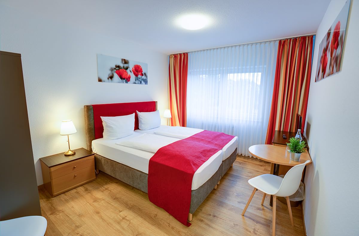 JOCHEN SCHWEIZER Geschenkgutschein: Wellnessurlaub in der Therme Sinsheim für 2 (1 Nacht)