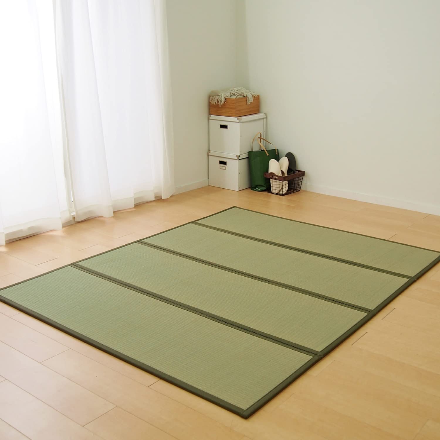Amazon | 4つ折り 畳マットレス 約160×200cm クイーン 『鞍馬』 い草