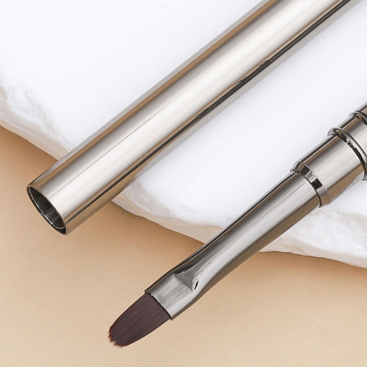 FUOYLOO Pennelli per Nail Art e Setole in Nylon, Facili da Usare e Resistenti 2 Pezzi Manico in Alluminio per Manicure Professionale e Decorazioni Unghie