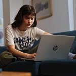 HP Laptop OmniBook 5 16 inch Next Gen AI PC, 2K OLED Display, Snapdragon X Plus, 32 GB RAM, 1 TB SSD, Adreno GPU, Wi-Fi 6E, Windows 11 Home, Glacier Silver, 16-fb0016ca