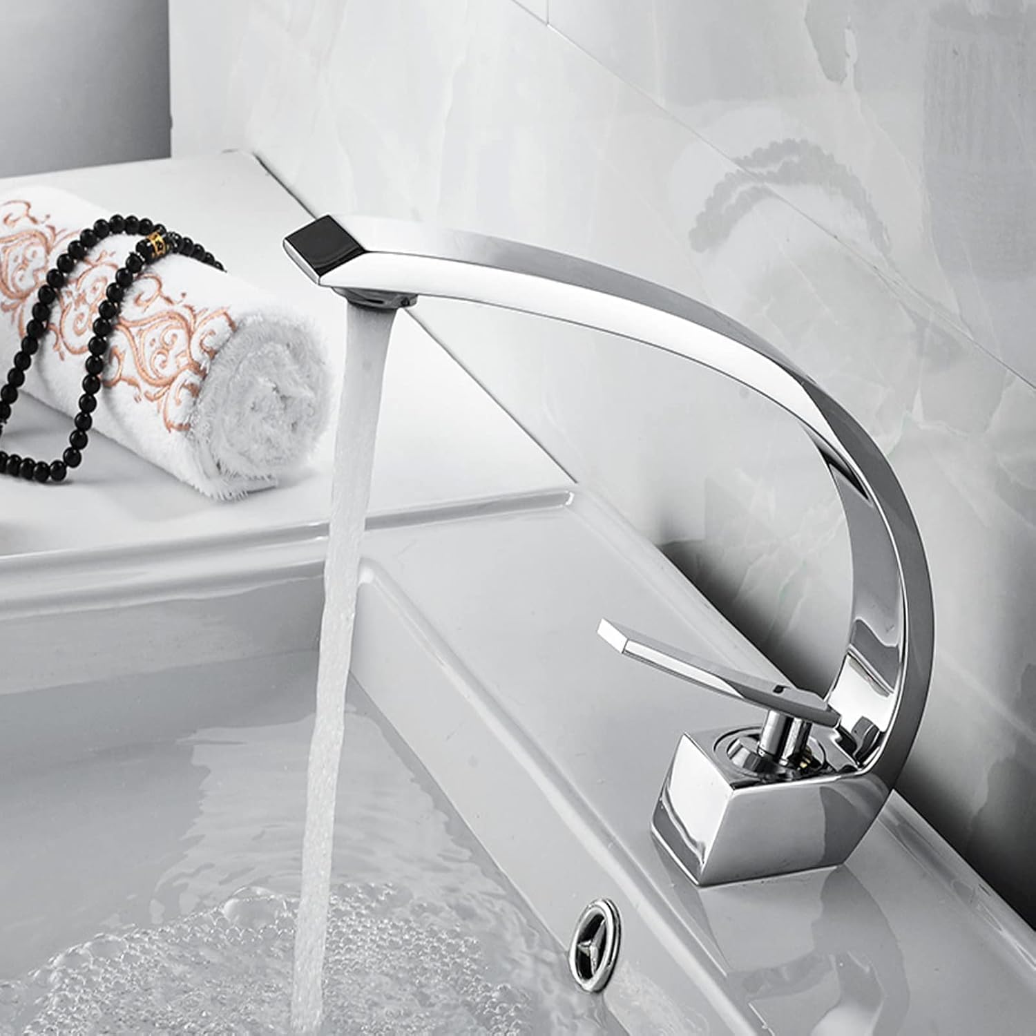 Waschtischarmatur Wasserfall Design, Bad Wasserhahn Mischbatterie Einhandmischer Edelstahl Chrom Messing, Warm/Kalt einstellbar, Waschbecken Armatur für Badezimmer Waschraumarmaturen