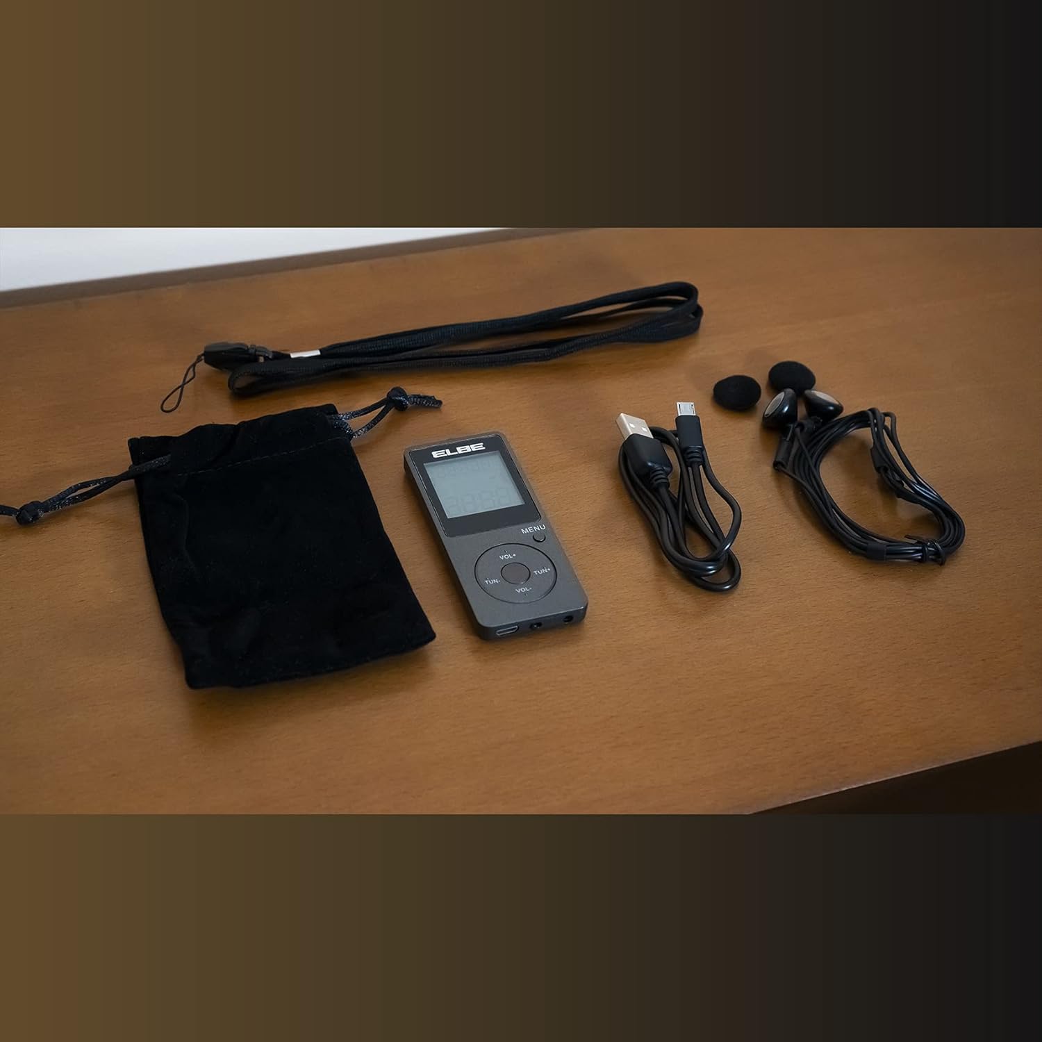 ELBE RF95 Digital Am-FM Sports Radio, Black