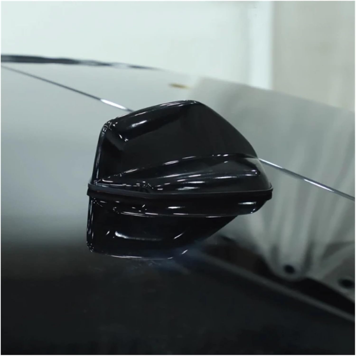Compatible for Lynk&Co 900 Antenna Shark Fin Cover Trim Car Roof Decorative Aerial Antenna Accessories(Gloss Black)