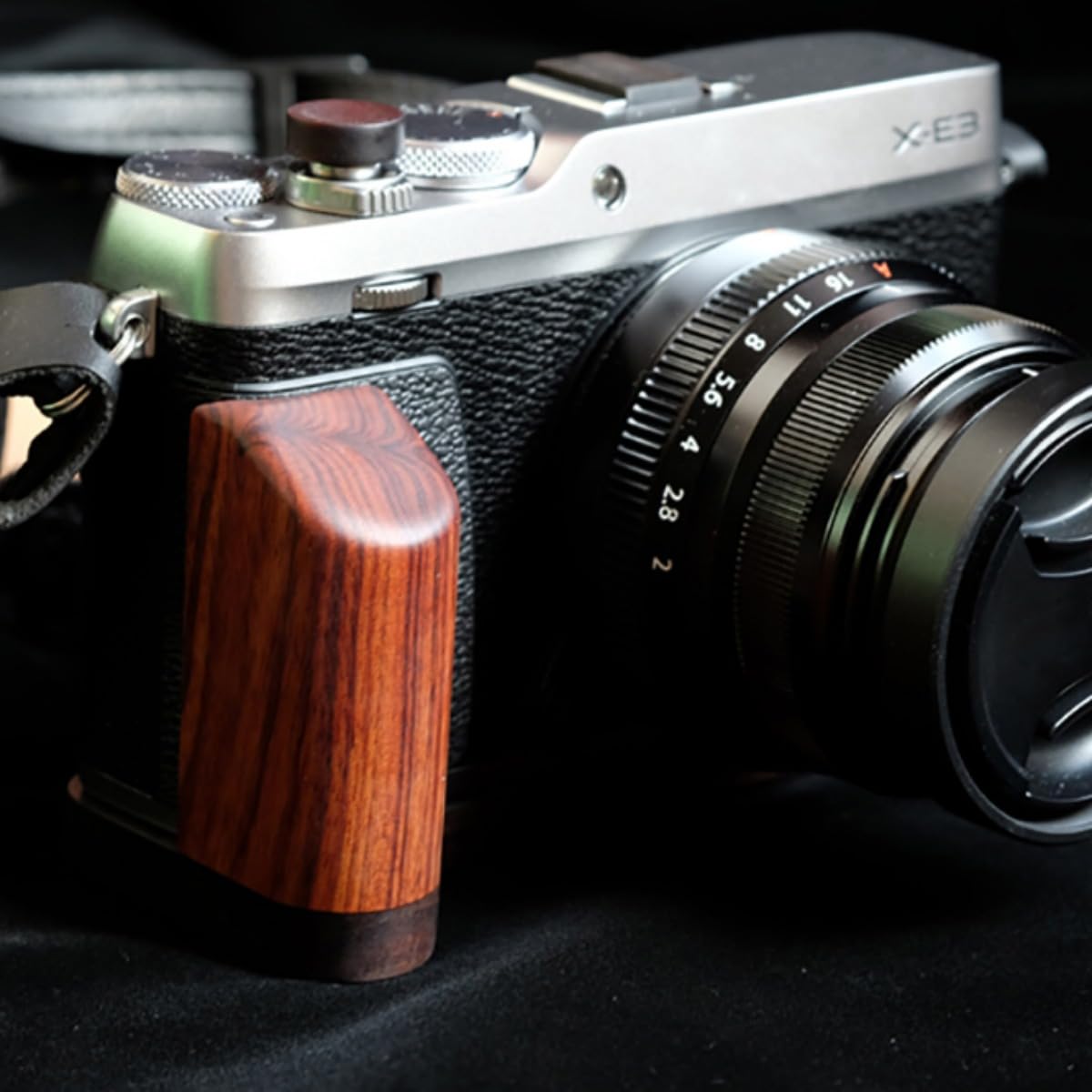 Amazon | FUJIFILM XE3 X-E3 専用 カメラウッドグリップ 高級檀木材