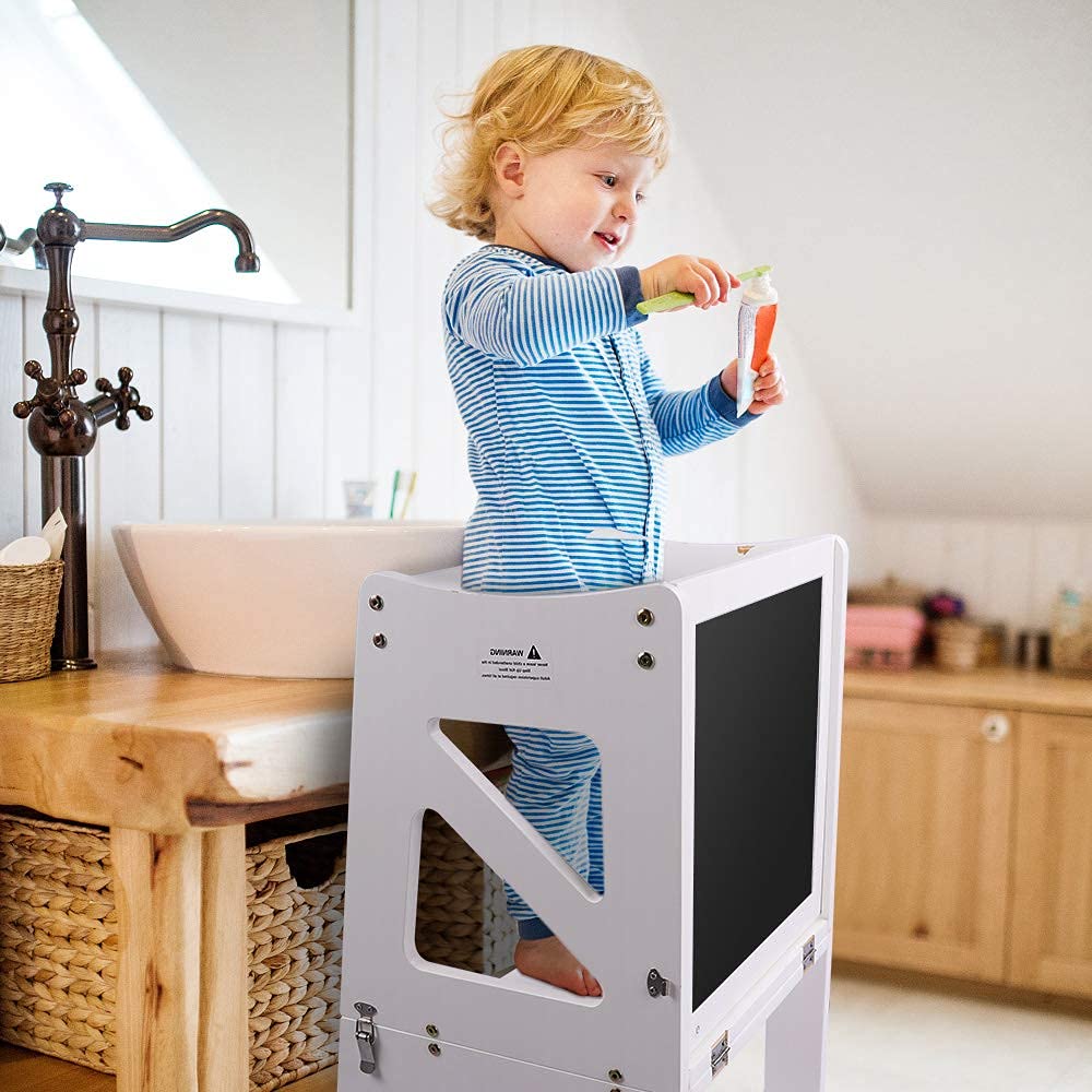 YOLEO Torre di apprendimento Transformer, Torre Montessori per bambini e neonati, pieghevole Learning Tower con lavagna bianca e nera magnetica, bianco - legno (White)