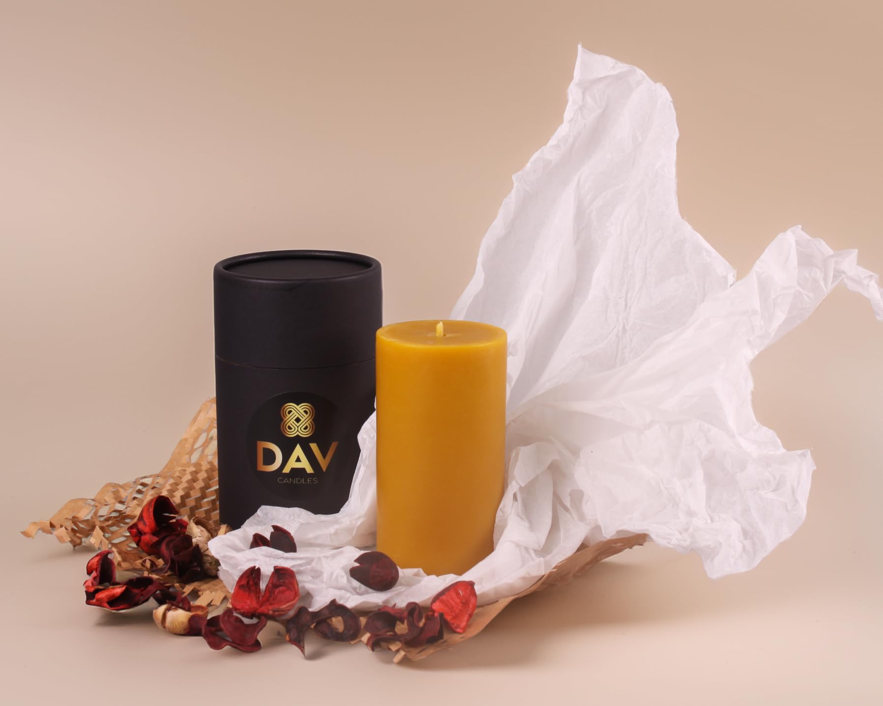 Dav Candles Natural Yellow Beeswax Pillar Candle – Medium Size, Handmade In The Uk, 100% Pure Beeswax, Cotton Wick, |