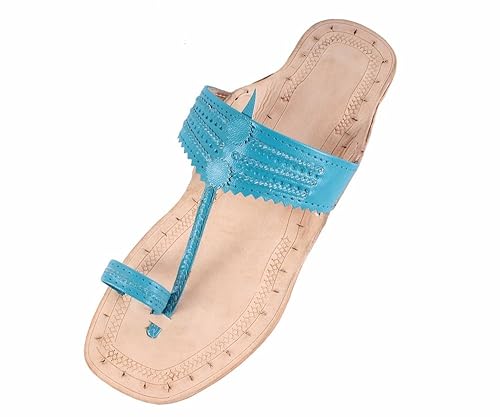 ladies kolhapuri chappal design