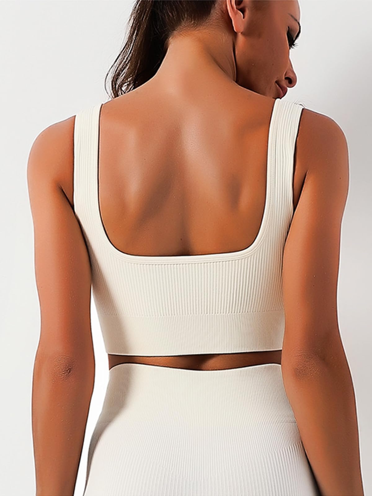 SHEKINI Ensemble de sport 2 pièces pour femme - Sans couture - Côtelé - Short taille haute - Legging avec soutien-gorge de sport - Ensemble complet pour la course à pied, le jogging, la gym, le yoga