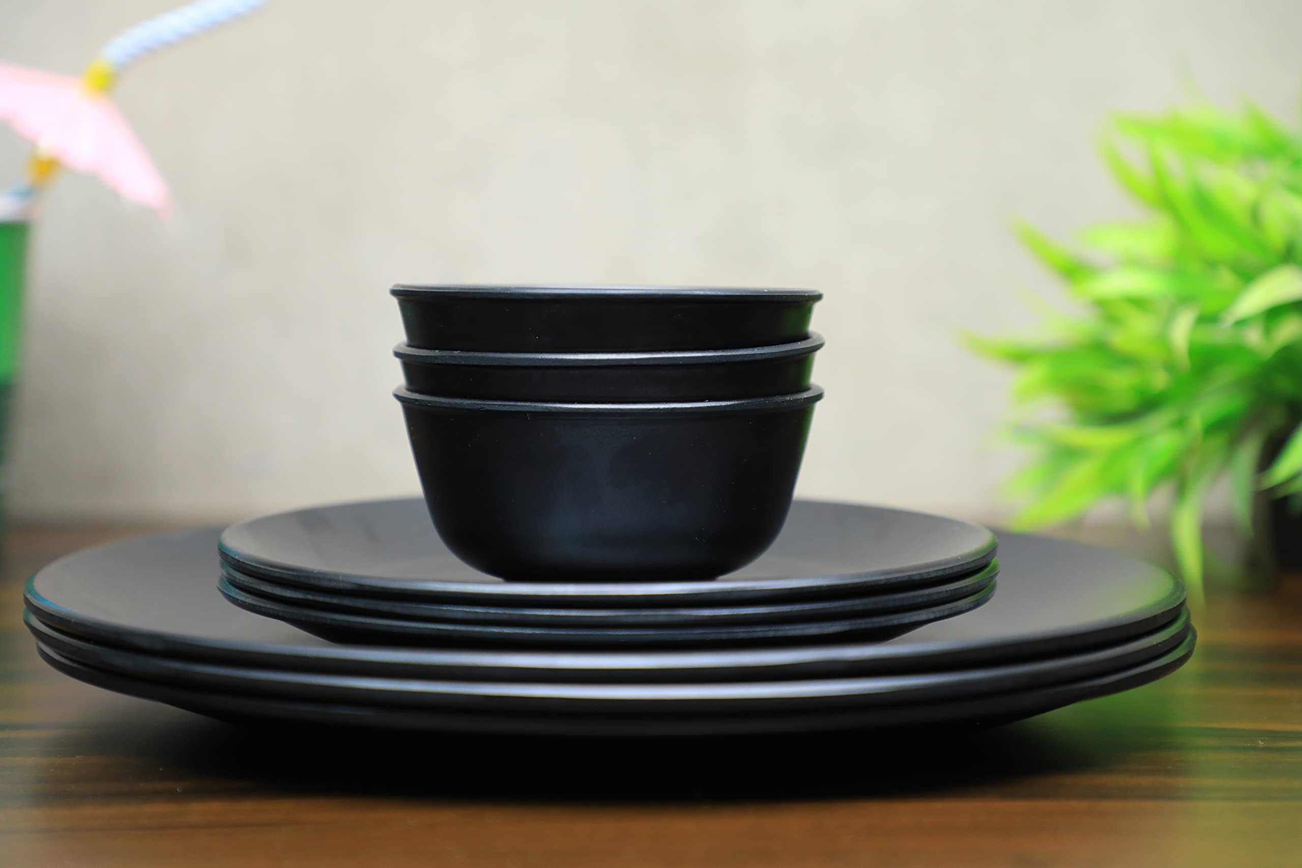 Greenland Black Melamine Dinner Set - 12 Piece -13 Greenland Black Melamine Dinner Set - 12 Piece -13