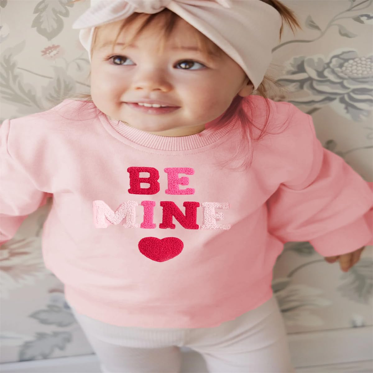 YINGISFITM Toddler Baby Girl Christmas Outfit Santa Long Sleeve Shirts Warm Pullovers Sweatshirt Infant Xmas Clothes (Be Mine- Pink,2-3T)