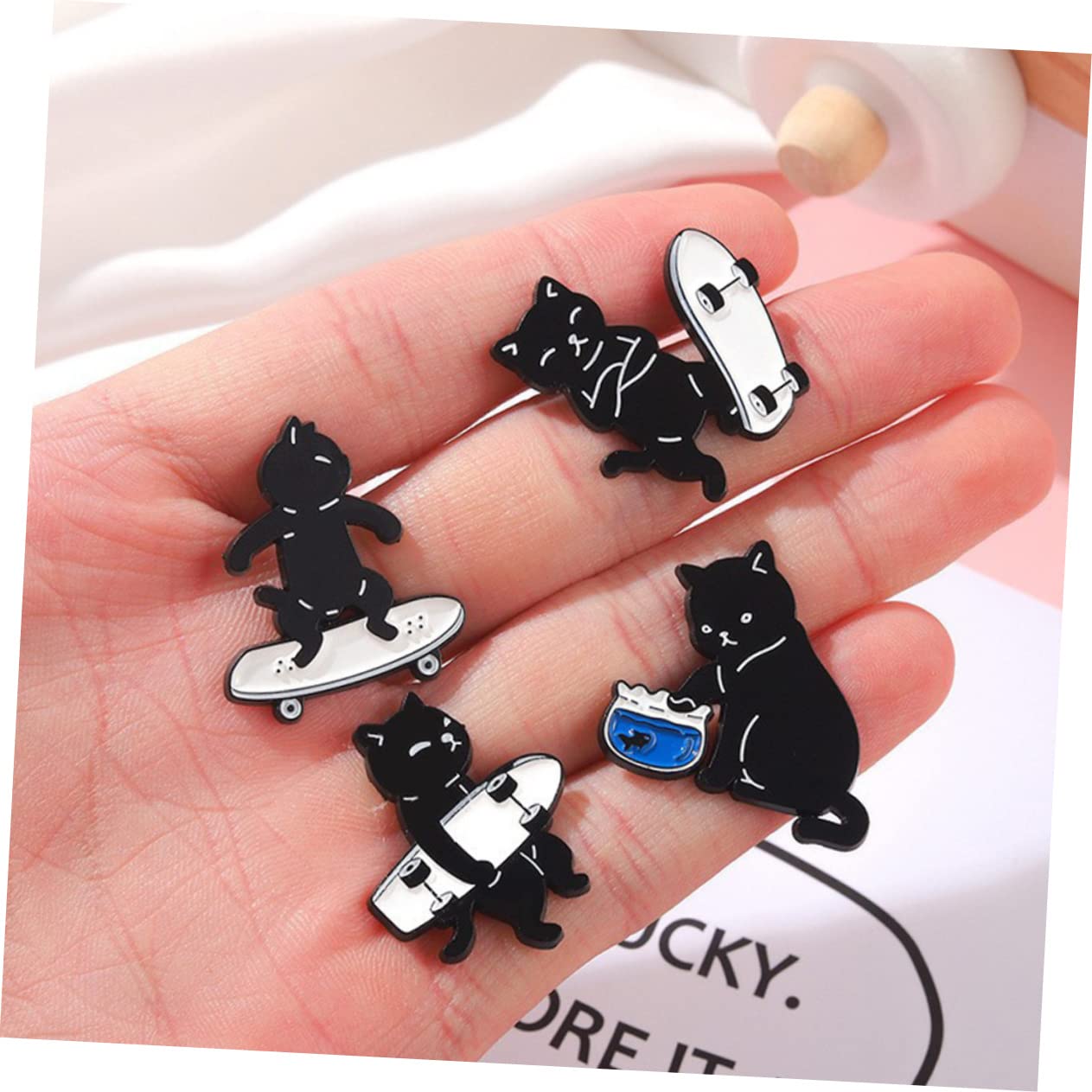 COHEALI 32piezas Broches De Gato Pines Decorativos Para Ropa y Accesorios Diseño Para Ocasiones Especiales