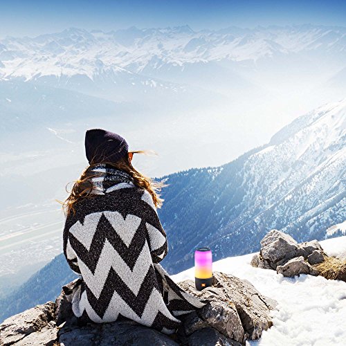 Image of JBL Pulse 3 20 Watt Wireless Bluetooth Portable Speaker (Black)