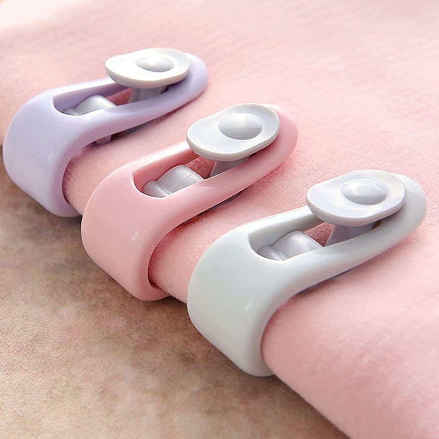 NGEL Duvet Blanket Cover Clips || Plastic Quilt Fixer Clip Keep Corner Bedsheet Holding Clips || Quilt Holding Clips for Bedding Cover, Blanket, Curtains (Multicolor) (8) (B0C6GXNH6F) Amazon Price History, Amazon Price Tracker