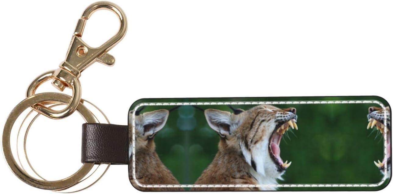 Fierce Cinnamon Lynx Print Leather Car Keychain With Secure Loop Clip Key Chain Family Present Key Ring Accessories