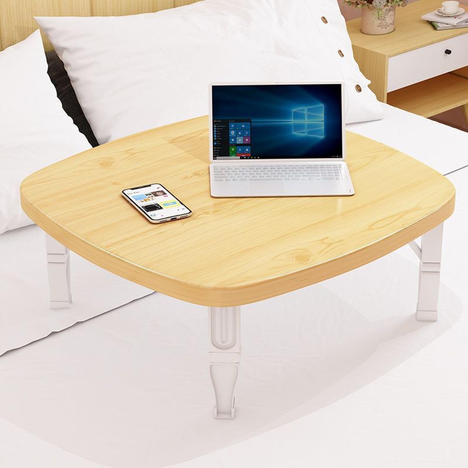 Scrivania portatile pieghevole per computer portatile, con supporto per notebook e fessura, perfetta per colazione, lavoro, film su letto, divano o pavimento, vassoio versatile per uso domestico e