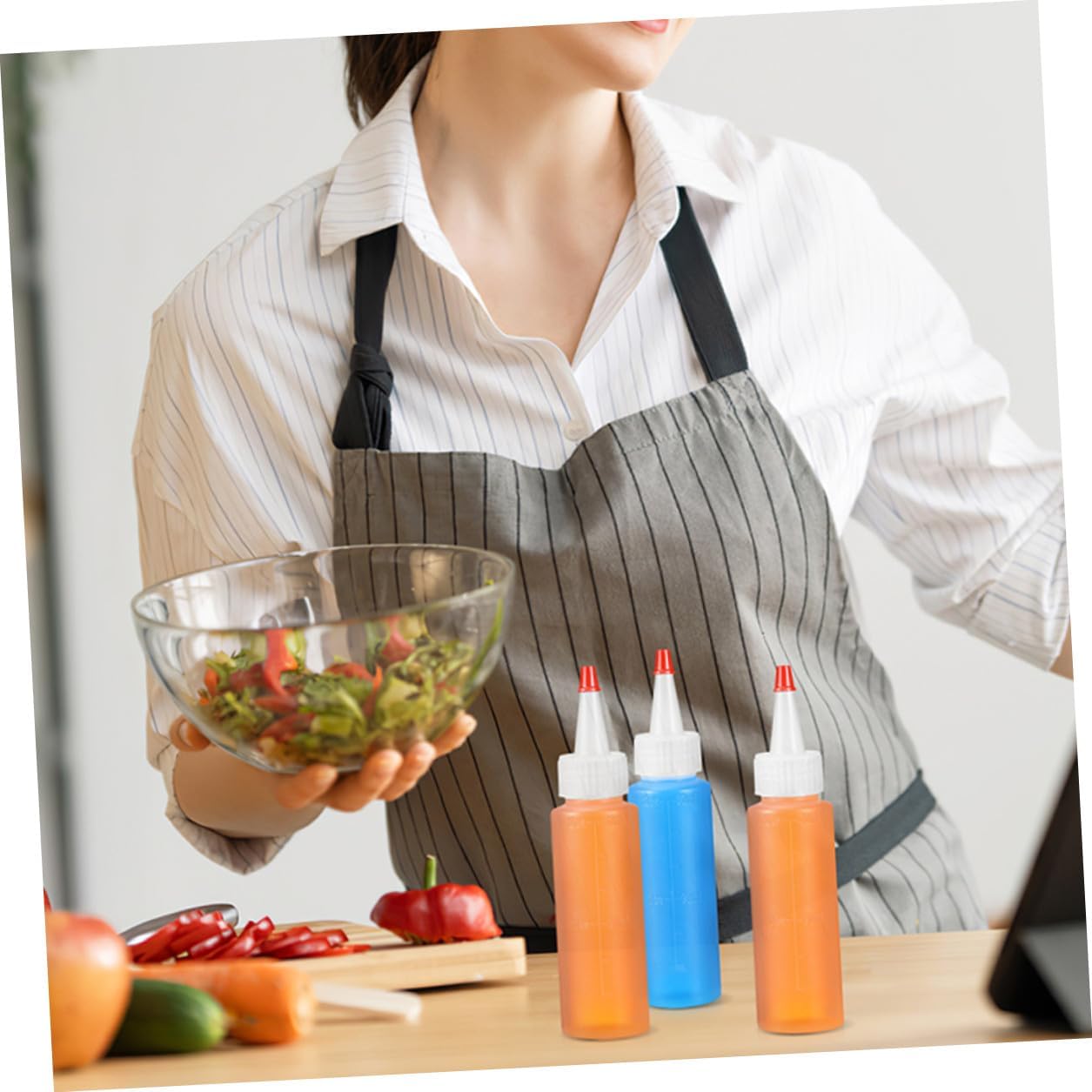 15pcs 2oz Ketchup Bottles with Lid Design Small Condiment Squeeze Bottles for Salad Dressing and Sauce Dispensing Portable for Kitchen and Dining image 5