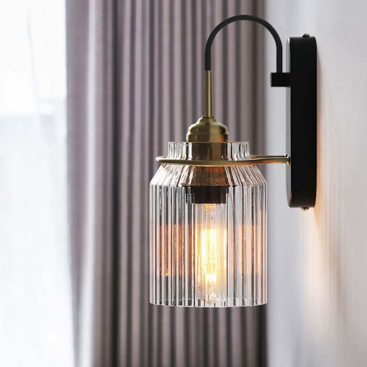 Kinkiet szklany E27 do użytku wewnętrznego, lampa ścienna w stylu retro industrialnym, kryształowa lampa w kształcie lejka z metalową podstawą, lampka nocna ze szklanym kloszem do sypialni, salonu i