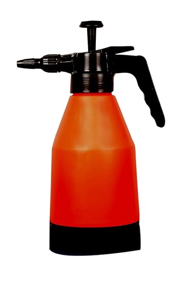 Amigos Store1.25 Liter Handheld Garden Spray Bottle Pump Pressure Water Sprayer,Chemicals,Pesticides,Neem Oil and Weeds (1.25LITER)