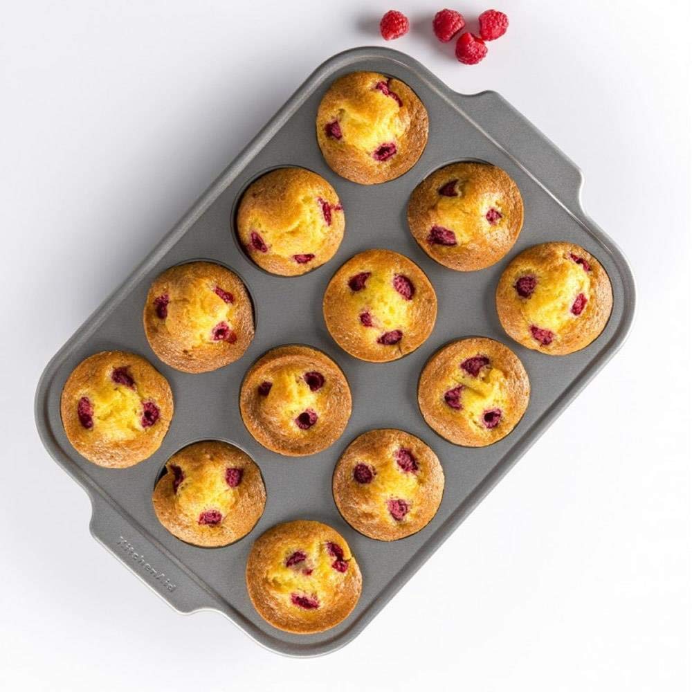 KitchenAid Bakeware 12 Cup Muffin Tin, Grau - Image 2