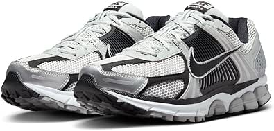 NIKE(ナイキ) ズーム ボメロ 5 Zoom Vomero 5 メタリックシルバー/ピュアプラチナム/ホワイト/ブラック FJ4151-004