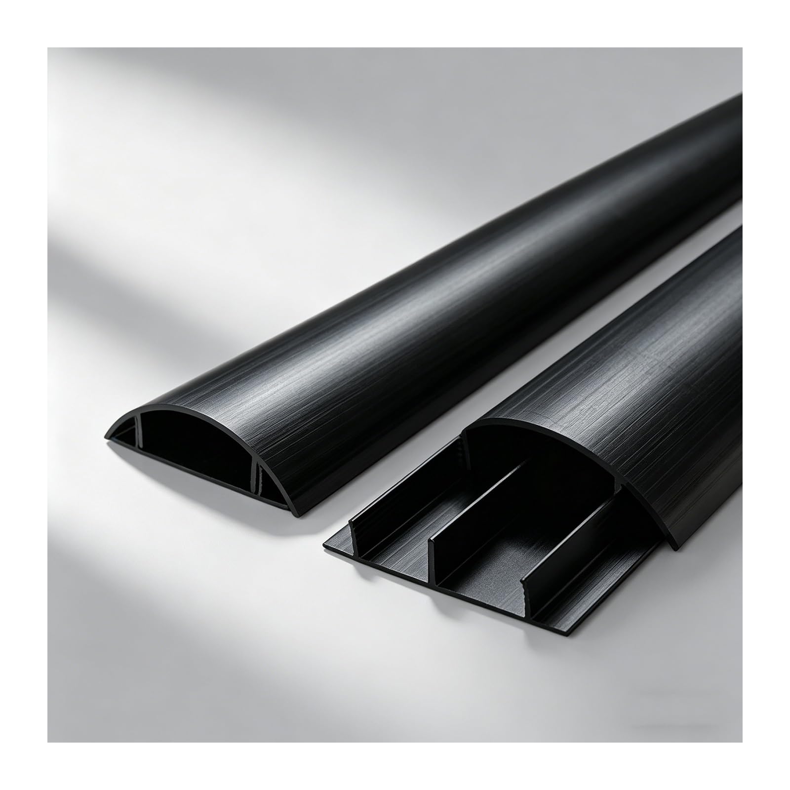 Canaleta para Cables, Protector Cables Suelo, Duradero y Resistente Al Desgaste, con Respaldo Autoadhesivo, Adecuado para Hogares, Oficinas y Almacenes.(Black,No. 5-5m)