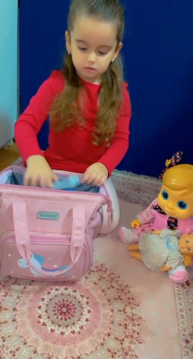 Süße Puppen-Wickeltasche Mit Einhorn-Stickerei - Komplett-Set Mit Puppenzubehör Für Mädchen Ab 3 Jahren