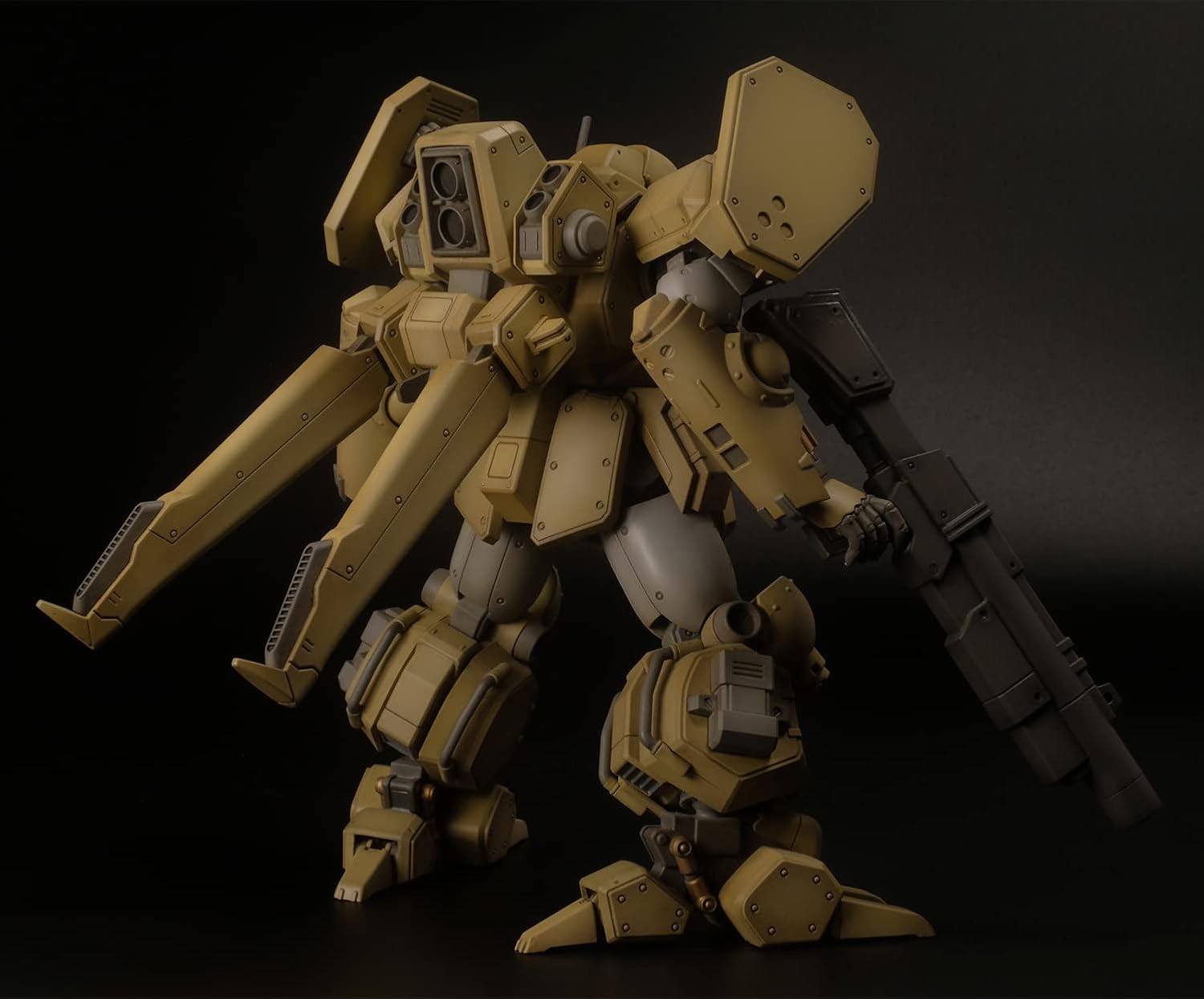 GOOD SMILE COMPANY Assault Suits Leynos: AS-5E3 Leynos Player Type (Renewal Ver.) 1:35 Scale Model Kit