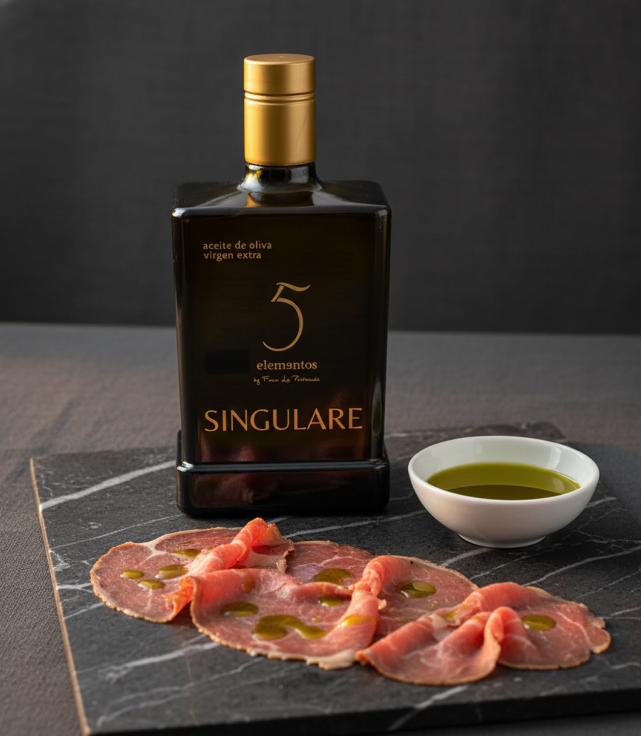 5 elementów Singulare - Premium Olej z oliwek z pierwszego tłoczenia 500 ml - Olej Pique Nowa Kampania 24/25 - Kolor Zielony i Intensywny Smak