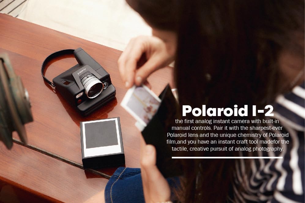 Miniatura 6 de Polaroid Paquetes de cámara instantánea I-2 (negro) con película de color Polaroid y película en blanco y negro, y álbum de fotos de 5 pulgadas (4