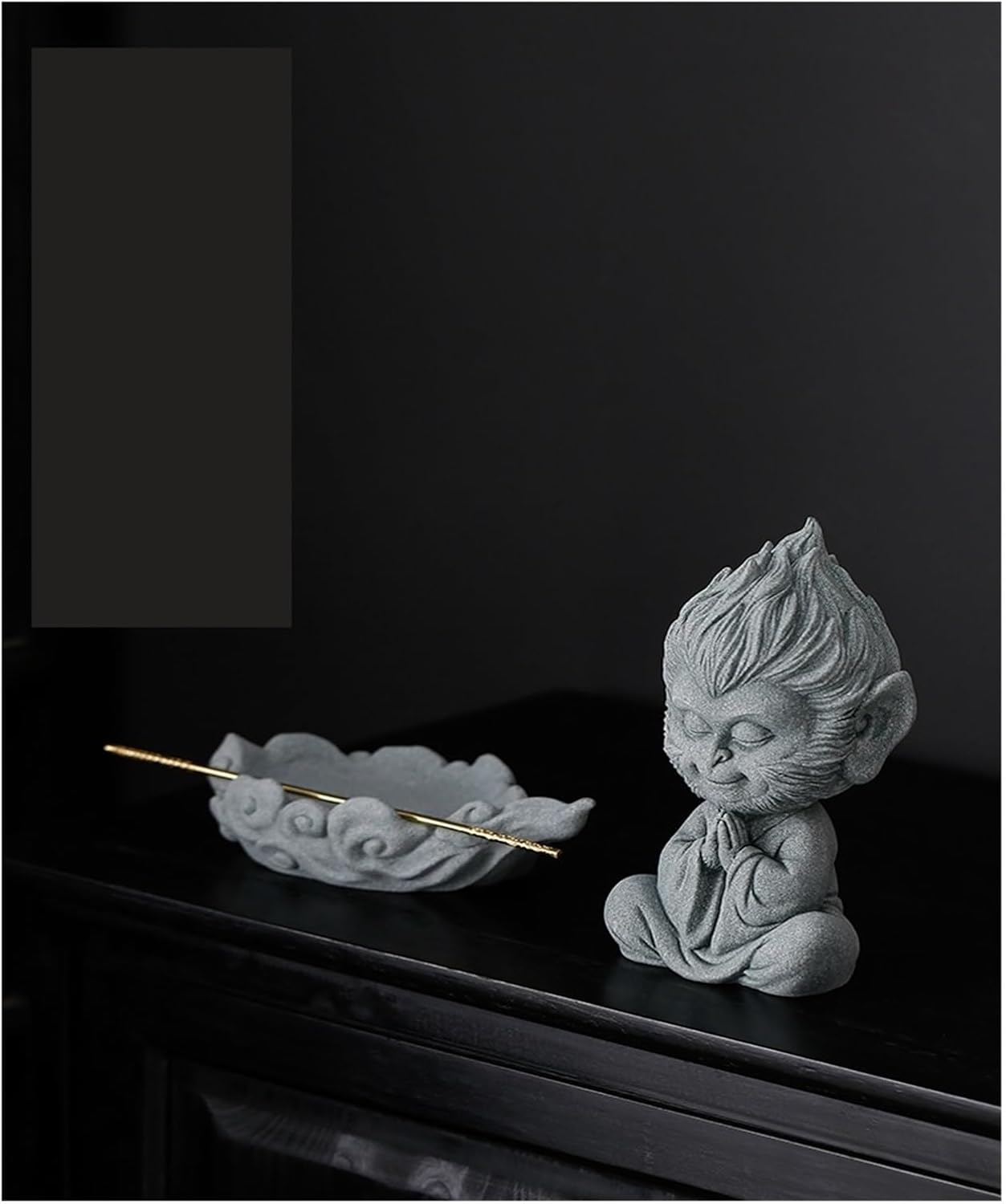 Bookshelf Decor Tea Pet Ornaments Creative Monkey Fish Tank Landscaping Space Counter Decoration Desk Statues