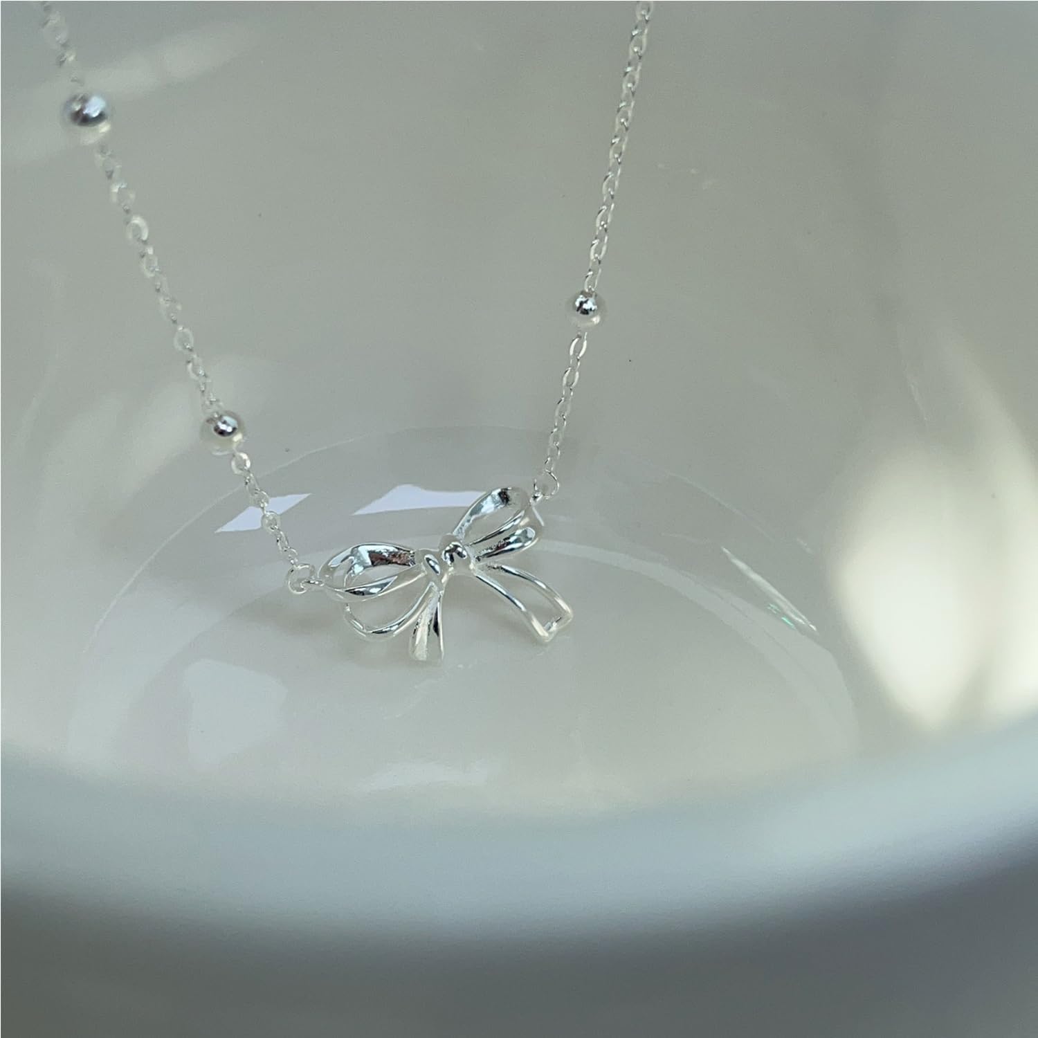 Bow Necklace for Women Rhinestone Bow Ribbon Pendant Necklace Gold Silver Bow Chain Necklace for Women Jewelry - Image 3