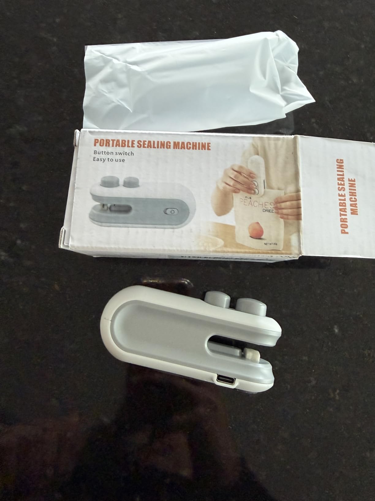 USB rechargeable food bag sealing machine, handheld mini vacuum sealing machine photo review