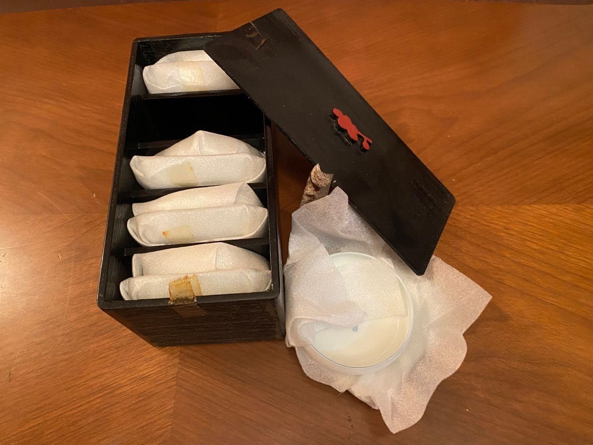 有田焼 秋峰 花彫刻 青い皿 木箱入り 一箱5枚入り 有田焼 秋峰 花彫刻