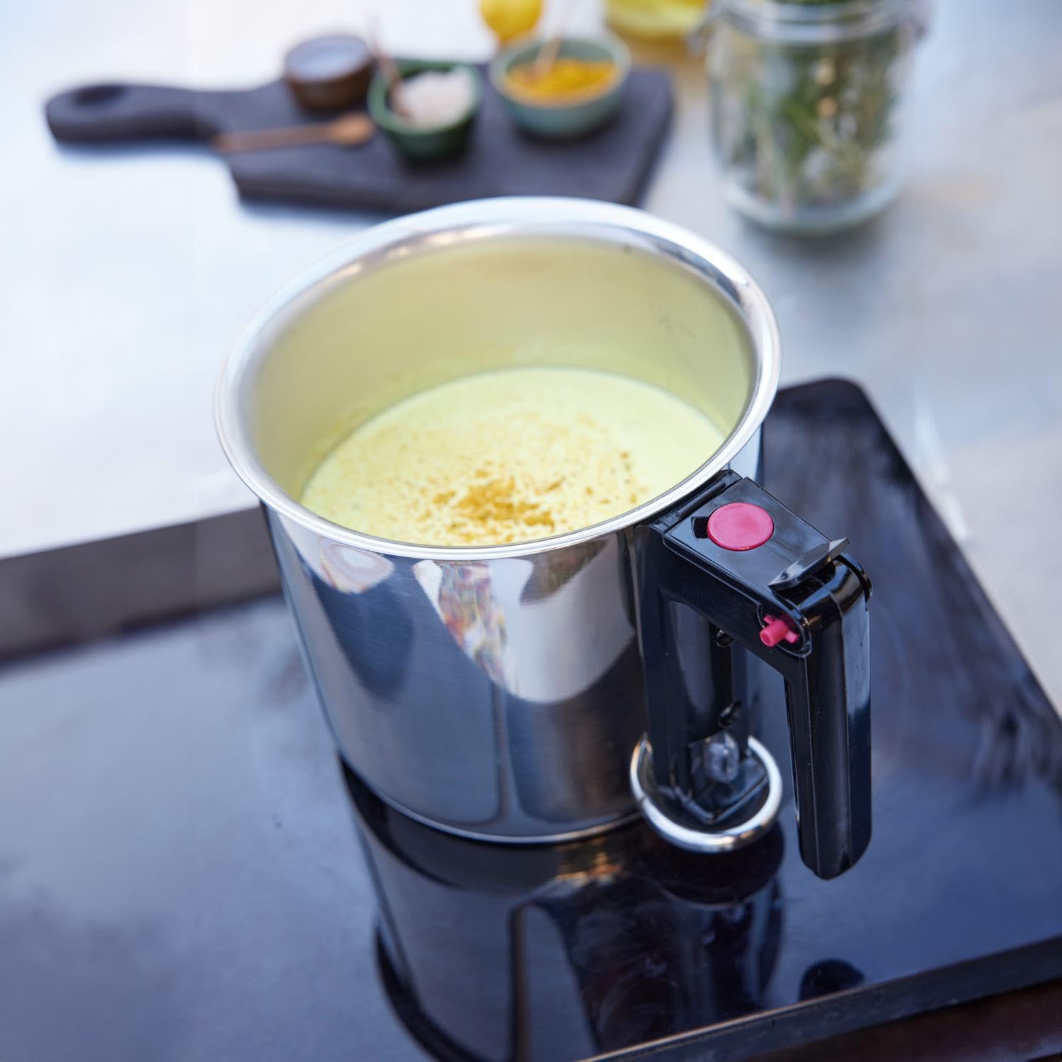 BAUMALU - Saucière Bain-Marie - Acier Inoxydable 18/10 Haut de Gamme - Tous Feux dont Induction - Triple Fond Diffuseur - Graduation Interne - Ø16cm, 1,5L, Argente, Argenté