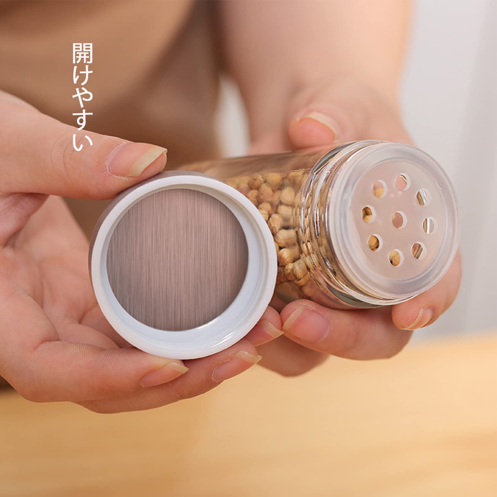 Amazon｜調味料ボトルホルダー 回転式 スパイス貯蔵 調味料スタンド 