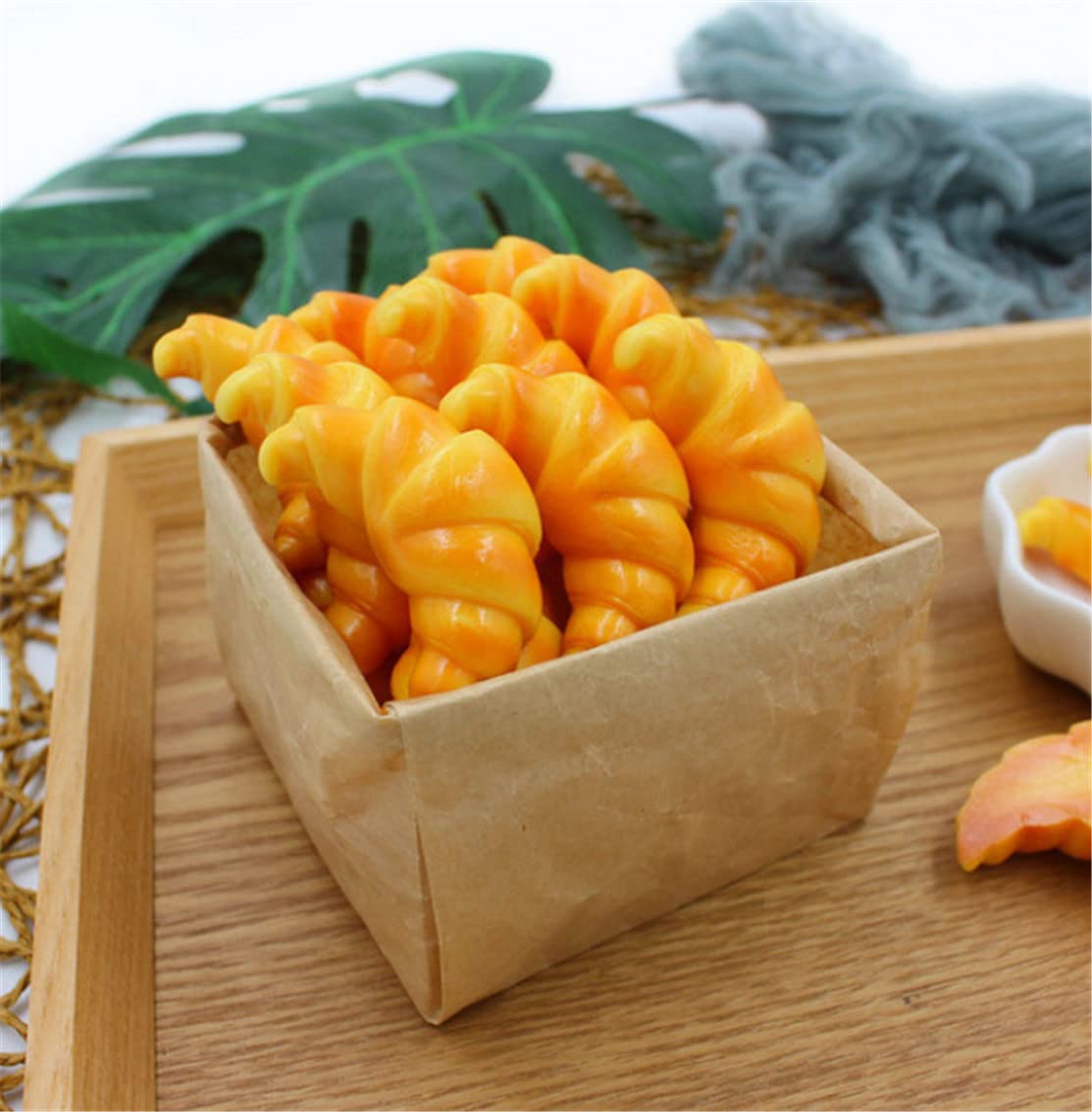 6PCS Realistic Artificial Mini Croissant Fake Bread Model Photography Props Home Decoration