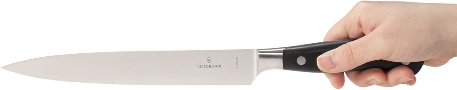 Onе-Dау Sаlе: Uр tо 40% оƒƒ Victorinox 7.7243.3 Forged 3-Piece Chef's Knife Set, 8 Inch, Black