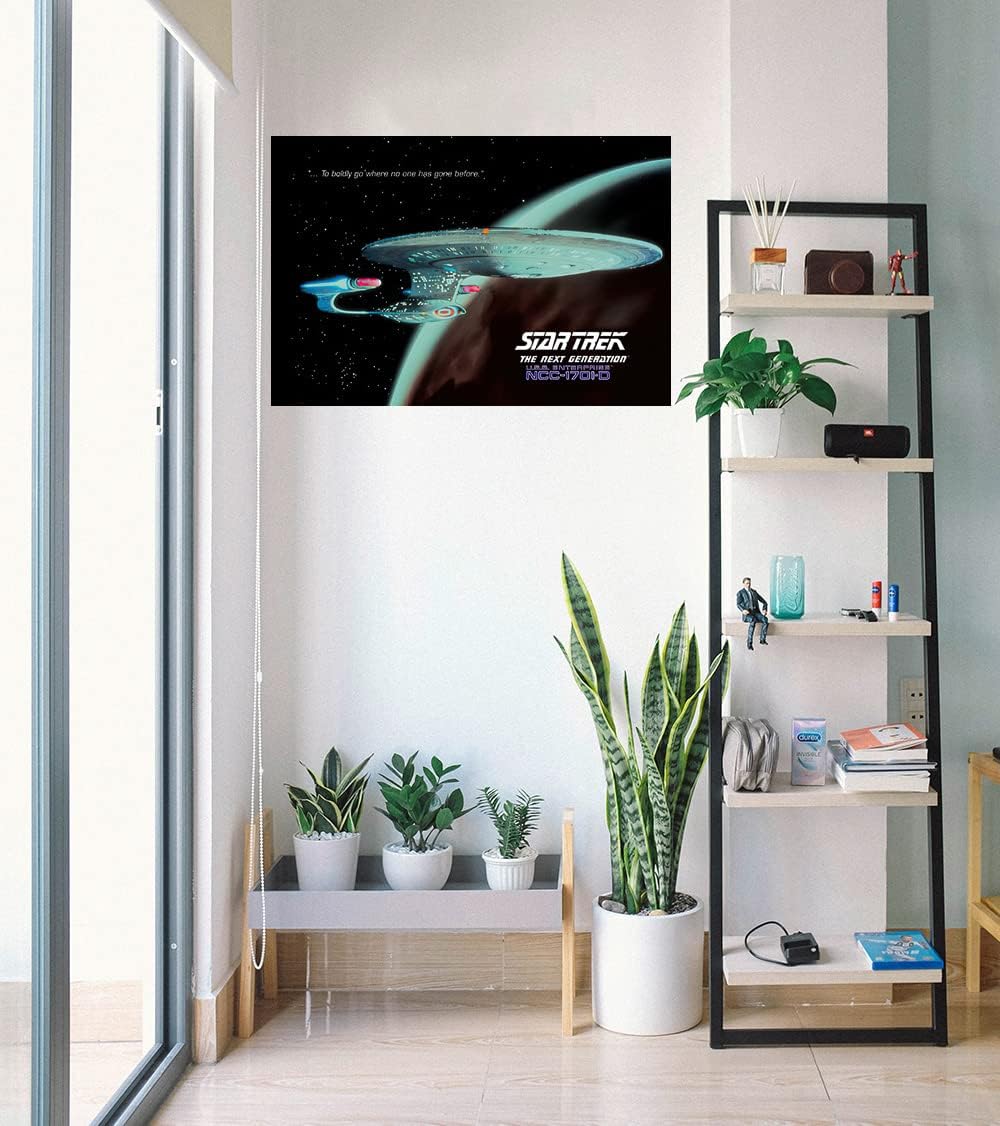 POSTER STOP ONLINE Star Trek - TV Show Poster USS Enterprise 1701-D (Size 40" x 27")
