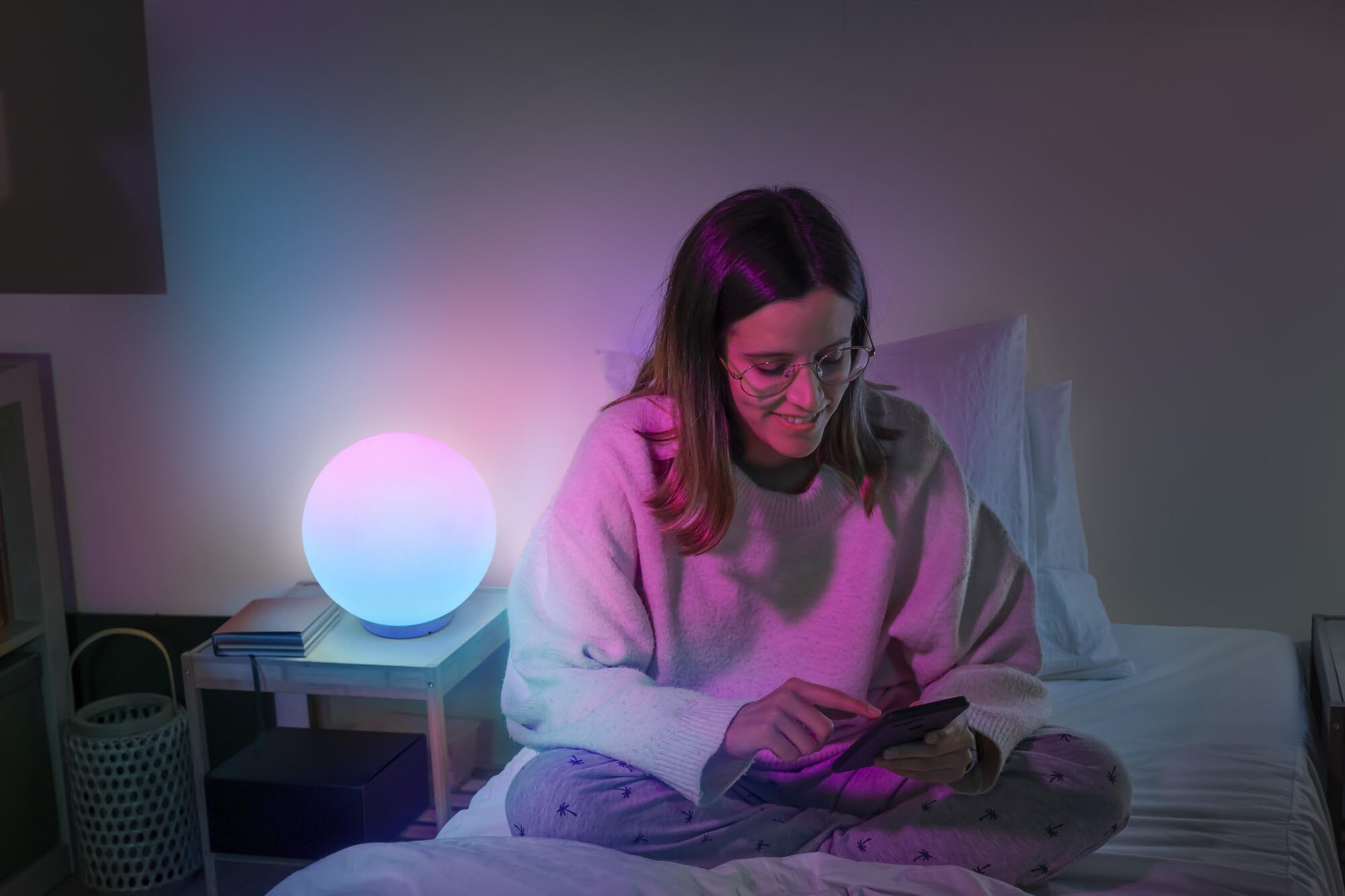 LEDVANCE Smart WiFi Ball MGC RGBW USB LEDV, White