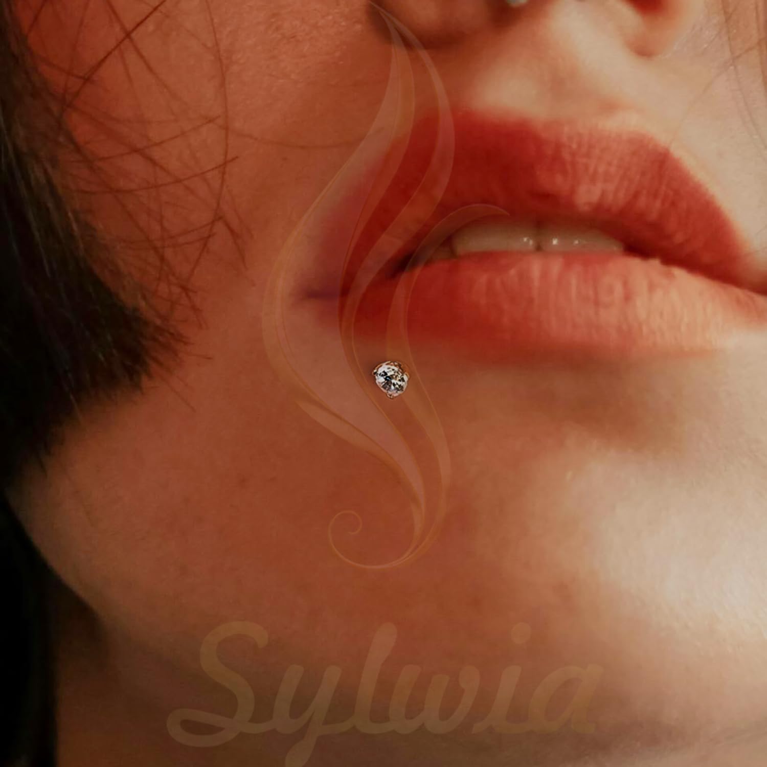 SYLWIA Piercing para labios de oro real de 14 quilates, 16 g de hilo interno, joyería Ashley para labios, diamante de imitación CZ – 2,5 mm 3 mm, 18 g, nariz, caracola, hélice, tragus, labret para