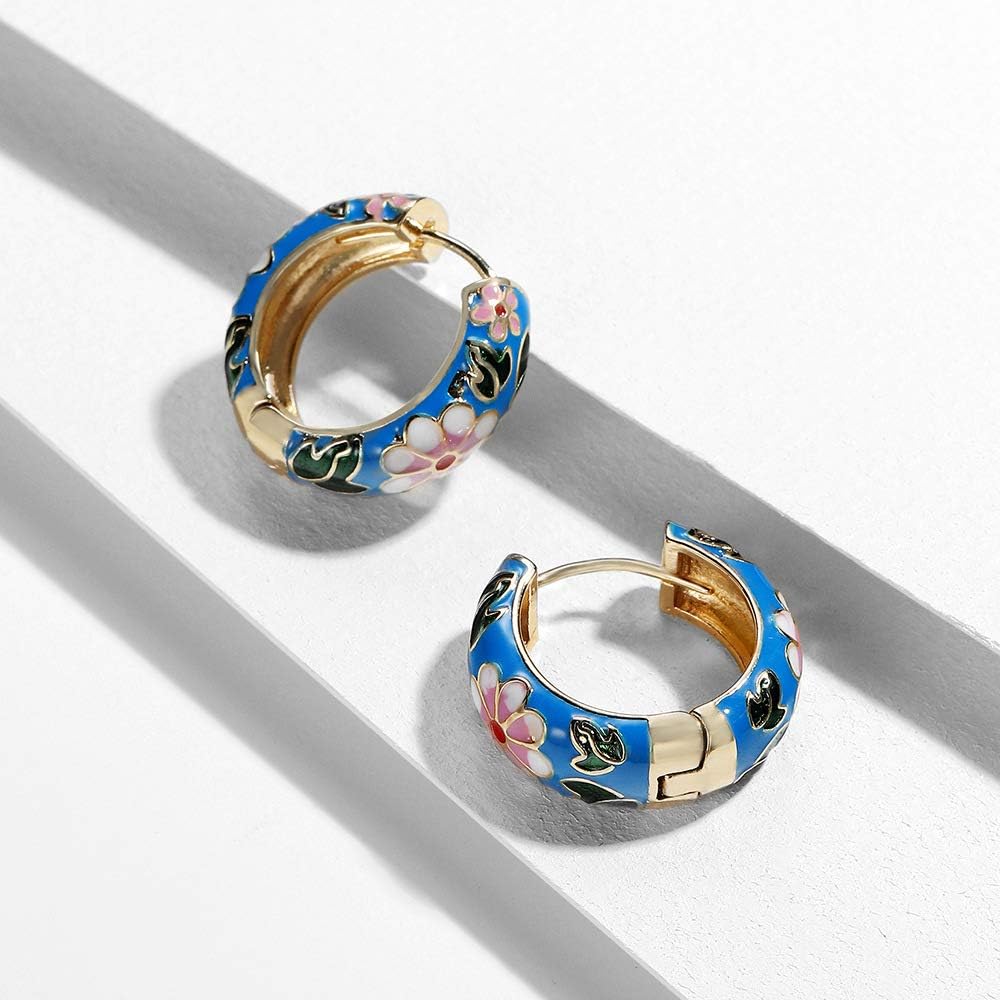 Vintage Enamel Flower Small Hoop Earrings, Retro Japanese Style Flowers Ear Clip-on for Women Delicate Jewelry-blue
