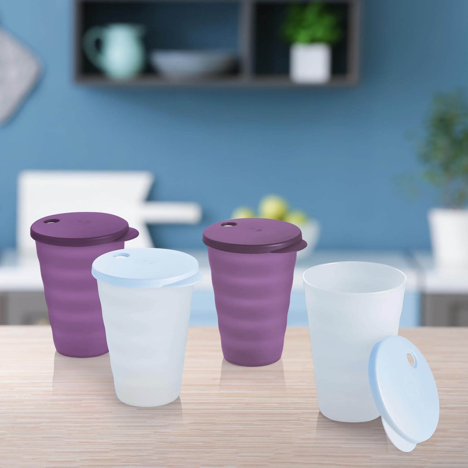 Tupperware Impressions Trinkbecher-Set in Blau und Lila, 4 Stück, spülmaschinenfest und BPA-frei (4 Trinkgläser, 4 Deckel, je 502 ml)
