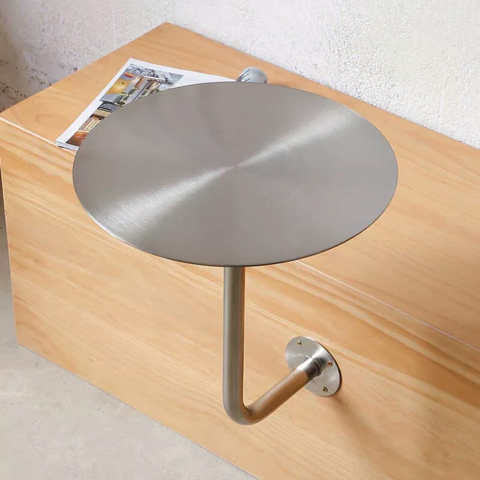 Mesa de centro flotante para tomar el café en el balcón o decorar una recepción moderna