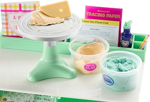 Miniatura 3 de American Girl Truly Me - Muñeca de 18 pulgadas Love to Explore Art & Science Playset con rueda de cerámica y microscopio, para mayores de 6 años