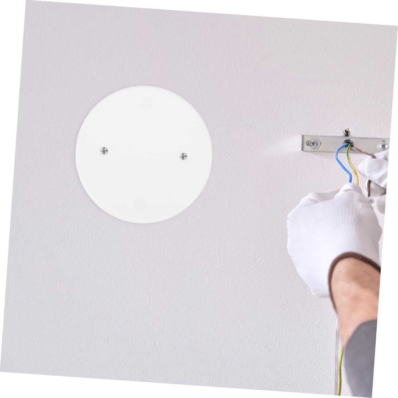 50pcs Ceiling Fan Cover White Electrical Box Cover Plates for Round Blank Outlet Plate for Home Office Use Easy to Install and Clean