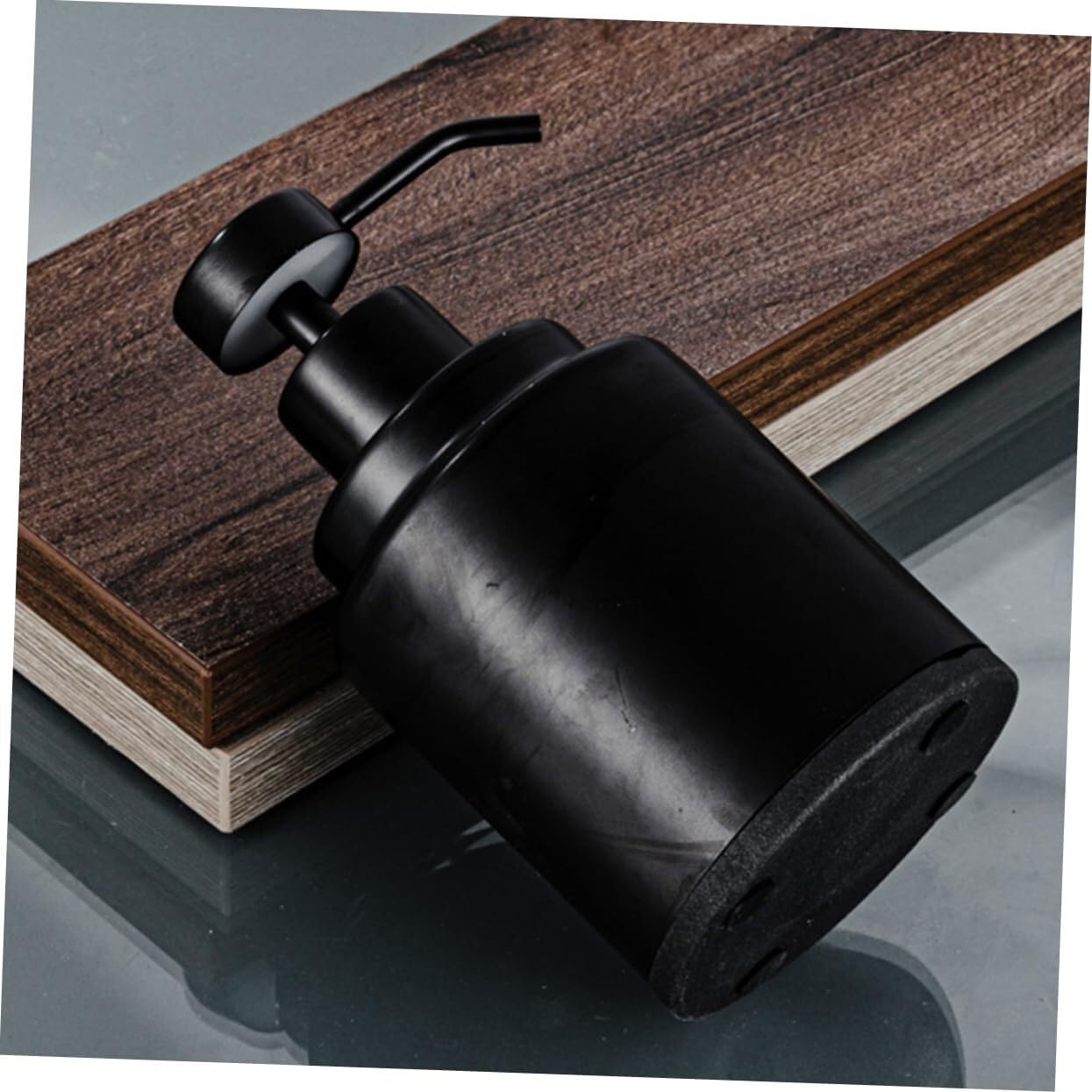 Elegancki dozownik do mydła ze stali nierdzewnej - wszechstronny balsam i szampon butelka z pompką Easy Press Design do wystroju domu, idealny do kuchni i łazienki