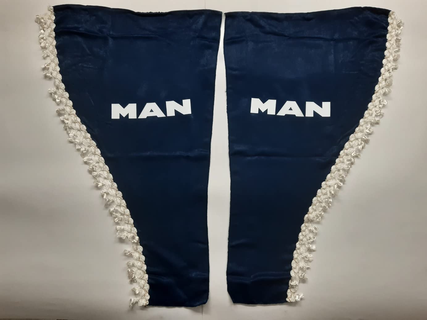 Conjunto de 3 cortinas de felpa con borlas blancas para camiones TGX TGA TGM Hombre (azul)